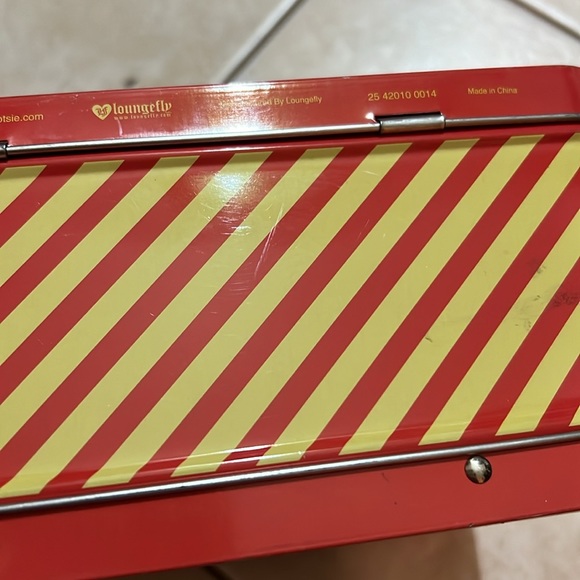 Lunchbox - Picture 4 of 4